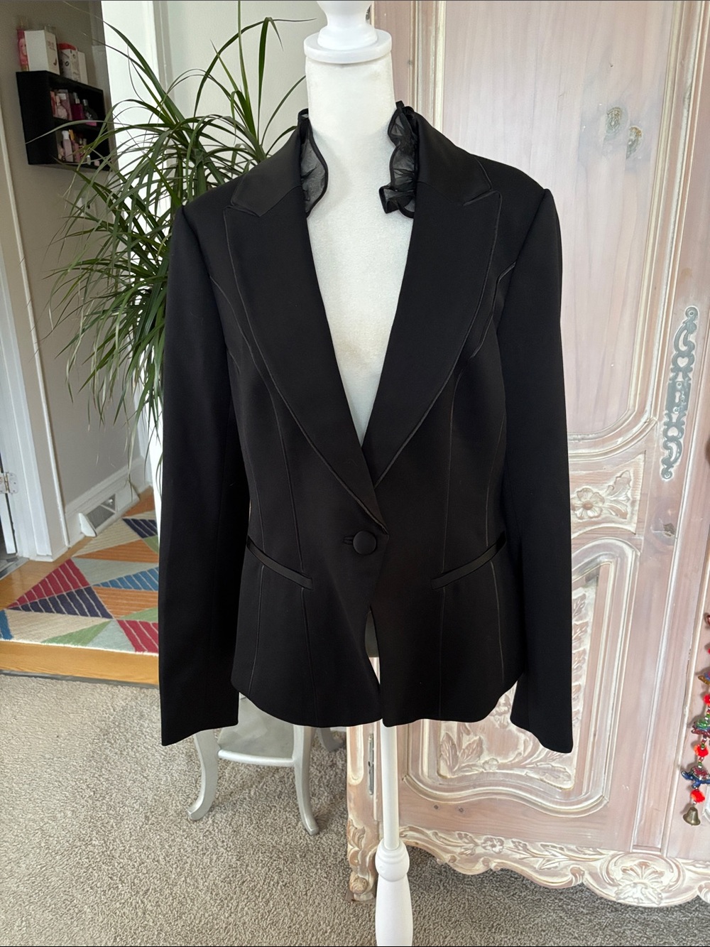 White House Black Market Tuxedo Blazer